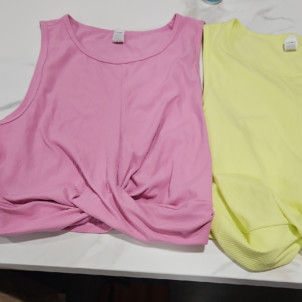 Yogalicious Light Yellow Ribbed Tank Top Please Read